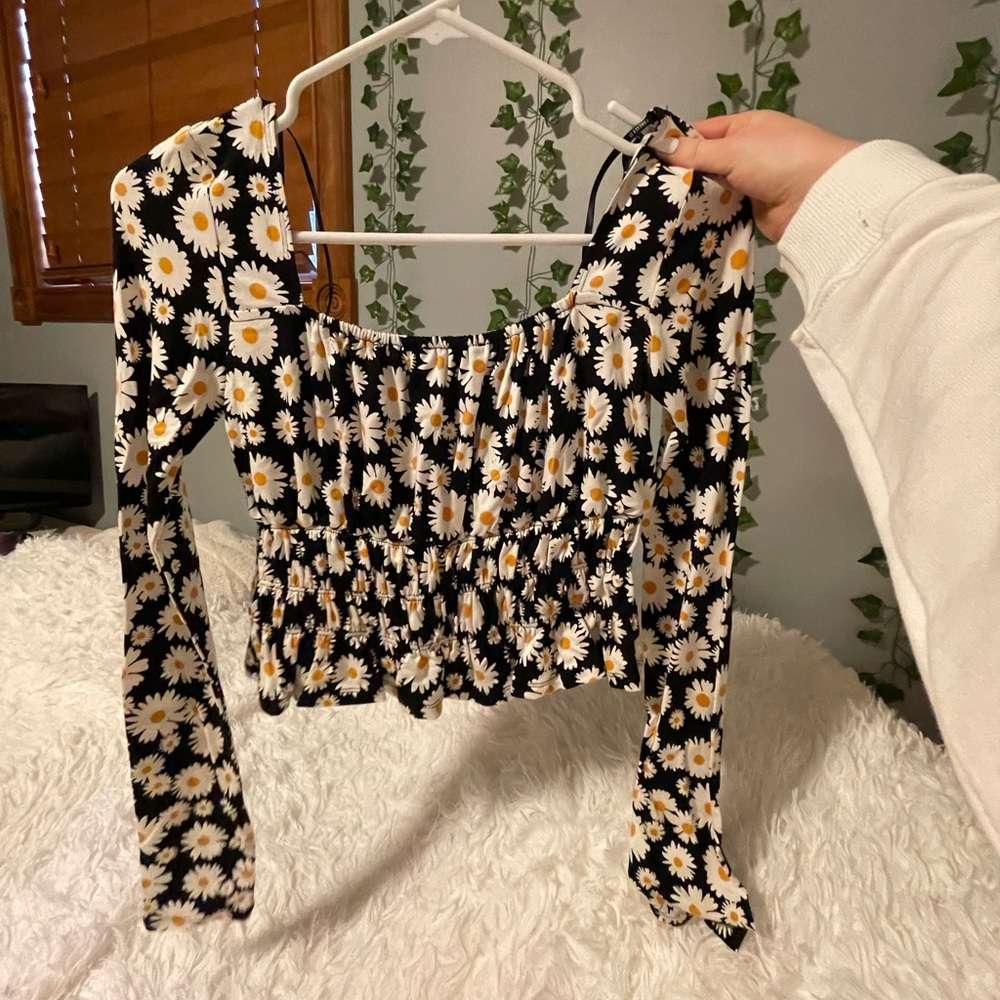 floral long sleeve top